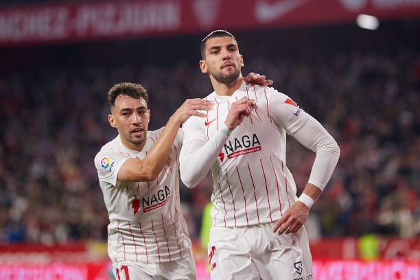 Rafa Mir anoto el segundo gol del partido para el Sevilla. (Foto: La Liga).